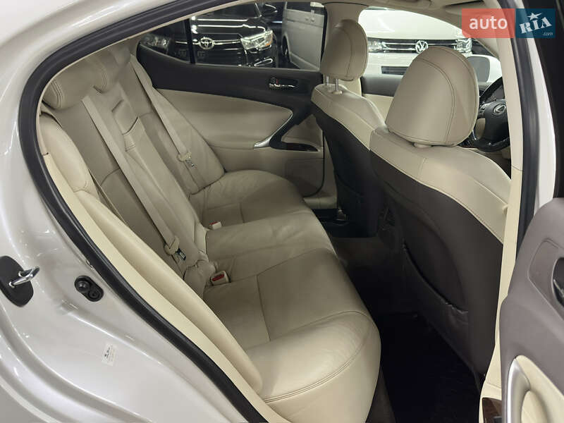 Седан Lexus IS 2010 в Харкові фото 23 Седан Lexus IS 2010 в Харкові