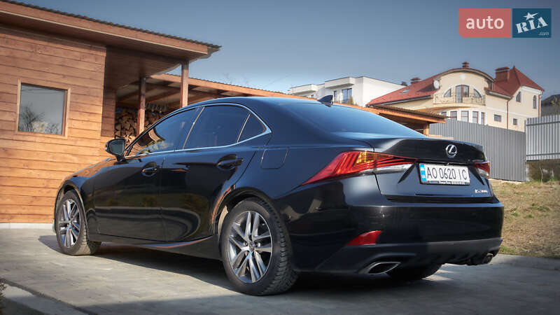 Седан Lexus IS 2020 в Ужгороді фото 12 Седан Lexus IS 2020 в Ужгороді