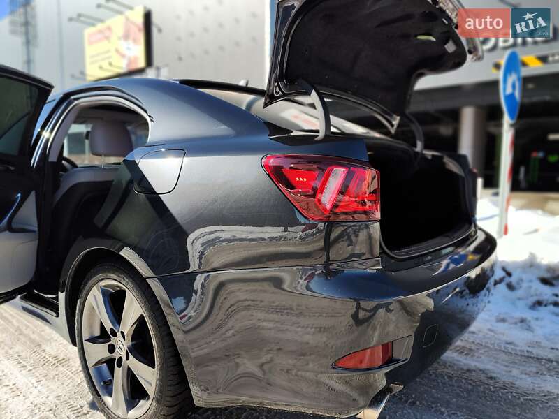 Седан Lexus IS 2011 в Києві фото 16 Седан Lexus IS 2011 в Києві