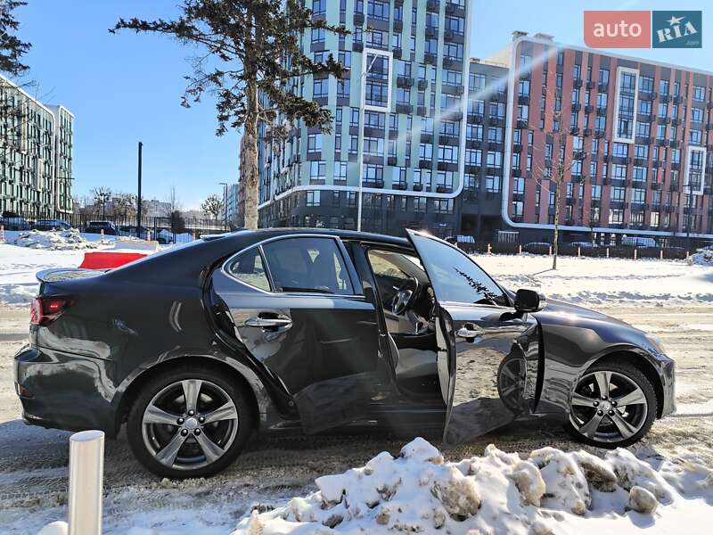 Седан Lexus IS 2011 в Києві фото 27 Седан Lexus IS 2011 в Києві