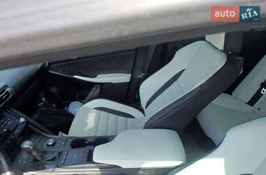 Седан Lexus IS 2022 в Харькове