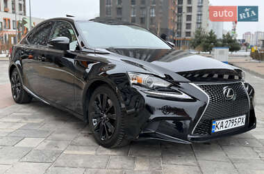 Седан Lexus IS 2015 в Киеве