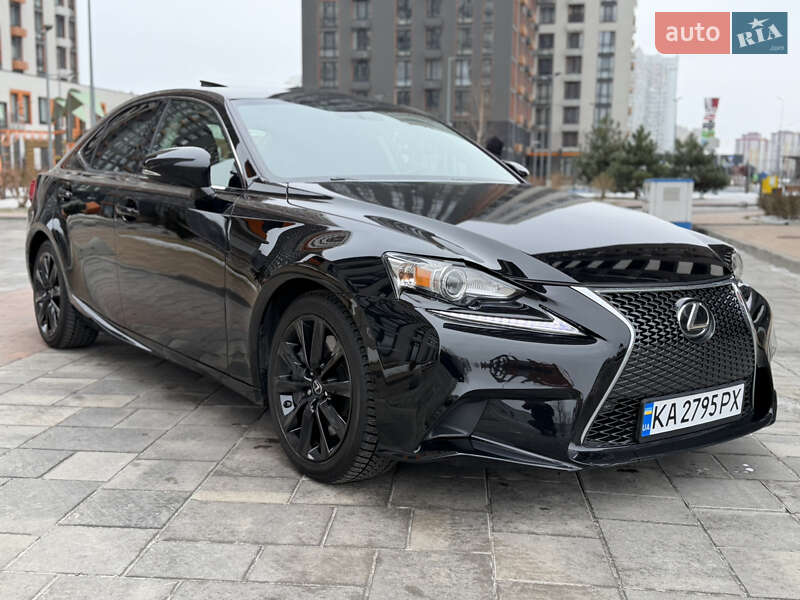 Седан Lexus IS 2015 в Киеве фото 6 Седан Lexus IS 2015 в Киеве