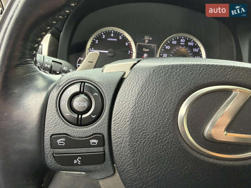 Седан Lexus IS 2015 в Киеве фото 33 Седан Lexus IS 2015 в Киеве