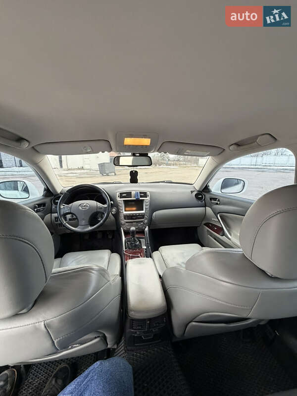 Седан Lexus IS 2006 в Переяславі