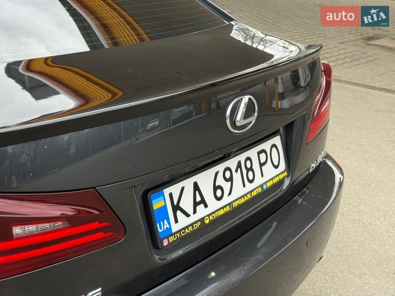 Седан Lexus IS 2007 в Дніпрі