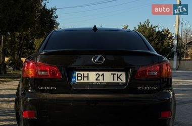 Седан Lexus IS 2005 в Визирке