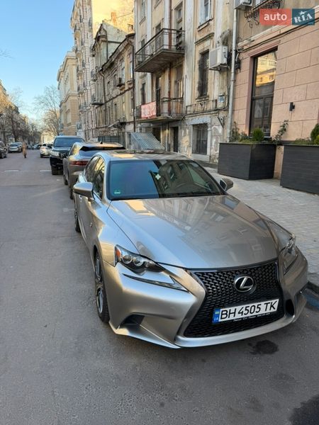 Седан Lexus IS 2015 в Одессе
