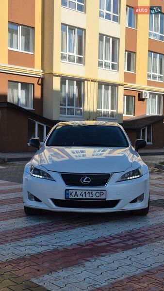 Седан Lexus IS 2008 в Києві