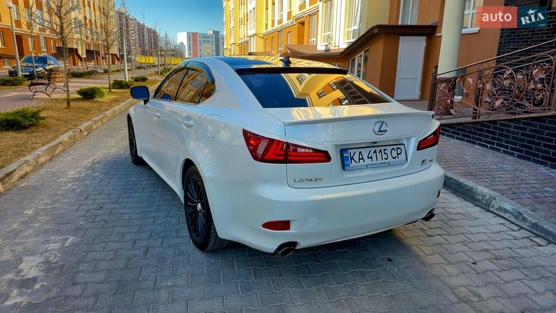 Седан Lexus IS 2008 в Києві