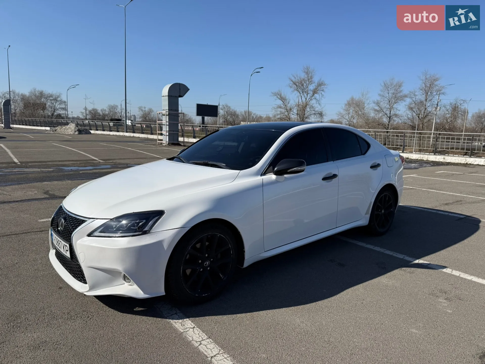2012 Lexus IS - мініатюра 3