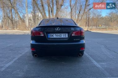 Седан Lexus IS 2010 в Киеве