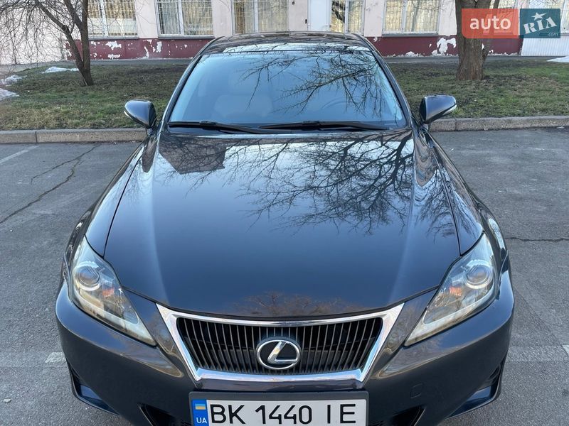 Седан Lexus IS 2010 в Киеве