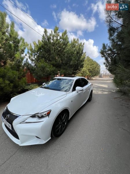 Седан Lexus IS 2014 в Днепре
