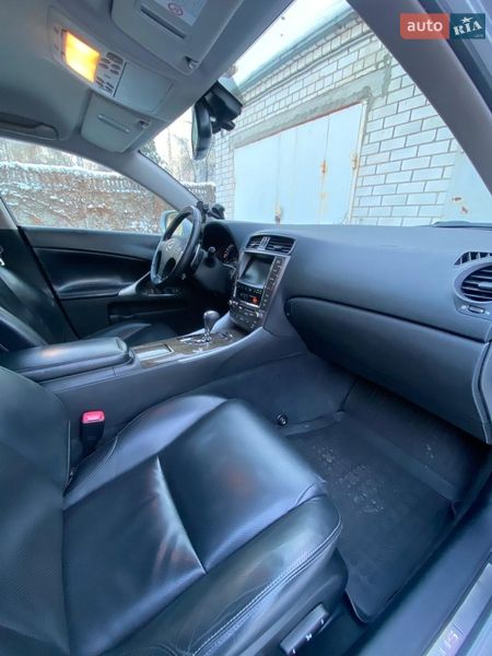 Седан Lexus IS 2008 в Киеве фото 10 Седан Lexus IS 2008 в Киеве