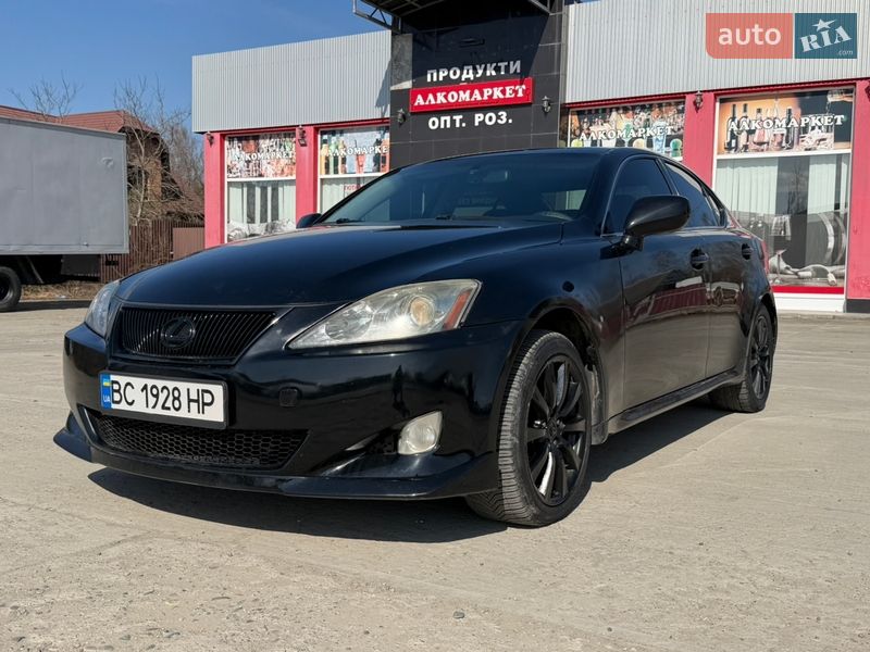 Седан Lexus IS 2008 в Солотвине