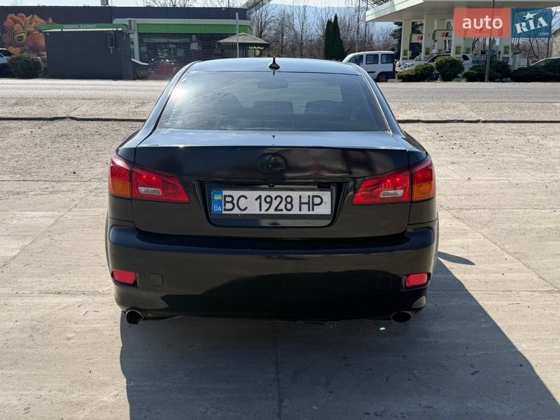 Седан Lexus IS 2008 в Солотвине