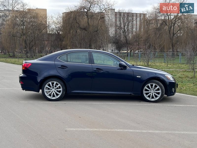 Седан Lexus IS 2007 в Ивано-Франковске