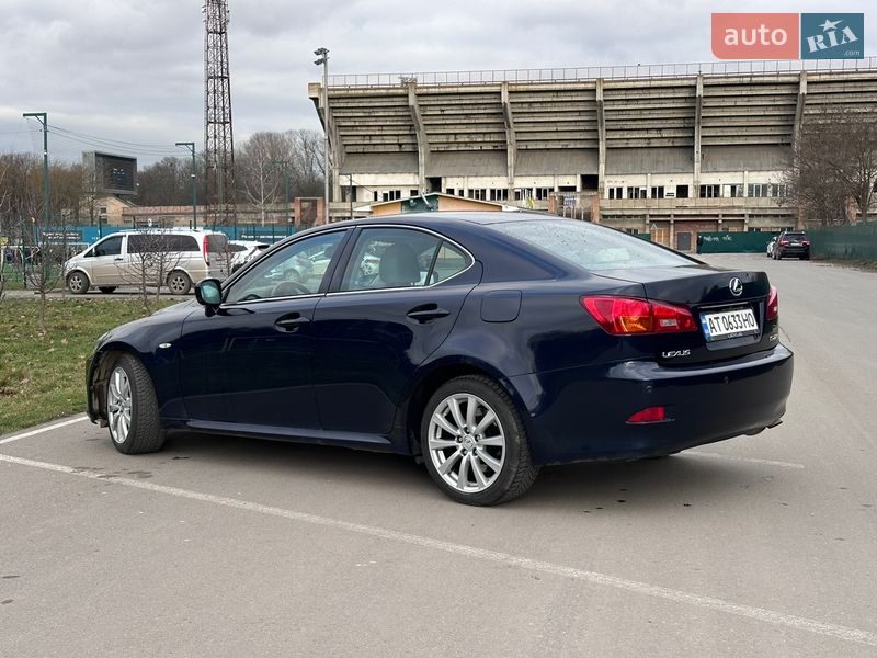 Седан Lexus IS 2007 в Ивано-Франковске