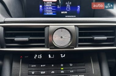 Седан Lexus IS 2017 в Днепре