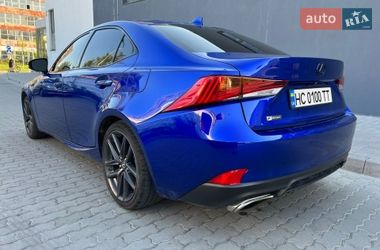 Седан Lexus IS 2017 в Львове