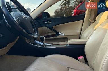 Седан Lexus IS 2007 в Львові