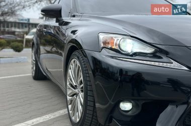 Седан Lexus IS 2015 в Одессе