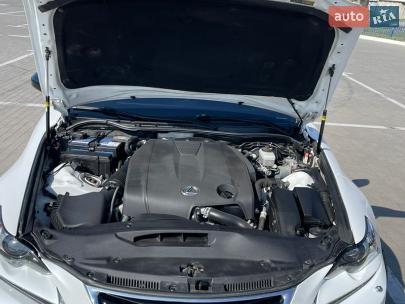 Седан Lexus IS 2013 в Одесі