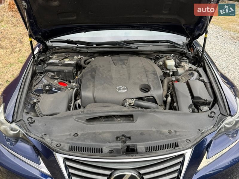 Седан Lexus IS 2013 в Києві фото 21 Седан Lexus IS 2013 в Києві