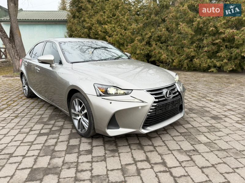 Седан Lexus IS 2017 в Калуше фото 6 Седан Lexus IS 2017 в Калуше
