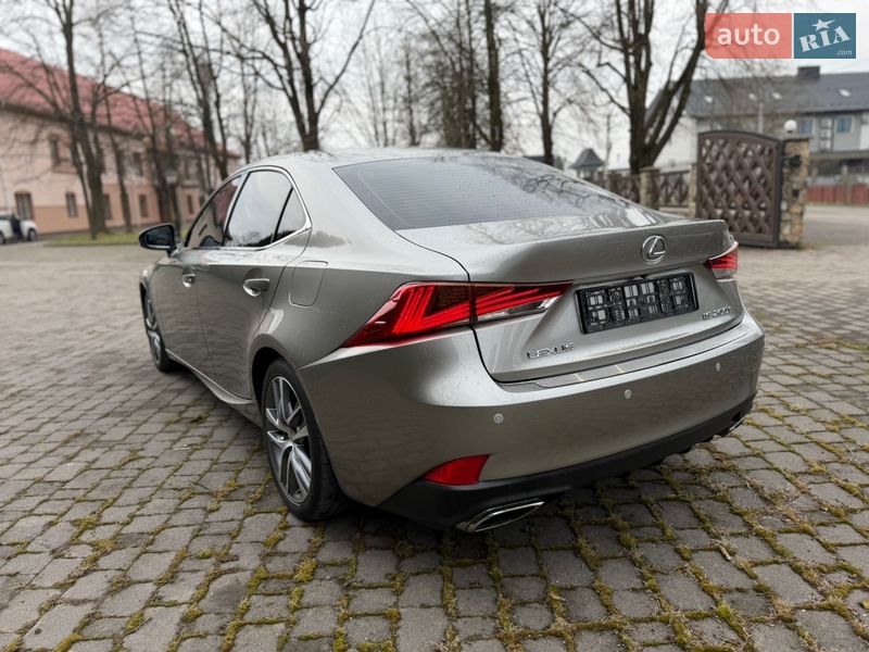 Седан Lexus IS 2017 в Калуше фото 15 Седан Lexus IS 2017 в Калуше