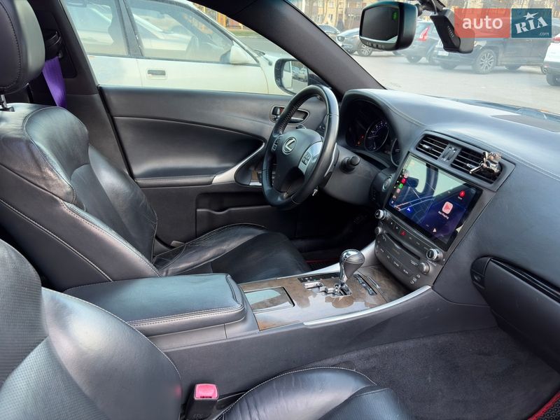 Седан Lexus IS 2012 в Харкові