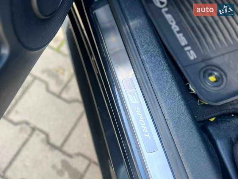 Седан Lexus IS 2021 в Одессе
