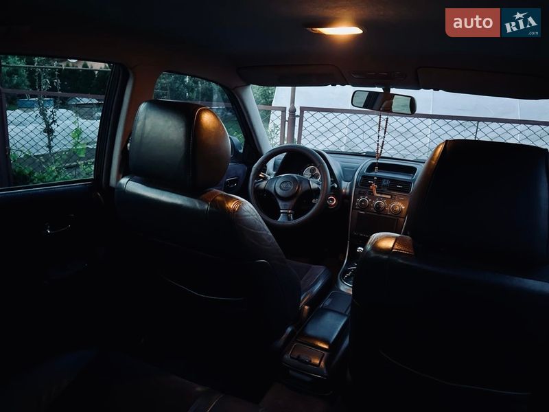 Седан Lexus IS 1999 в Стрию
