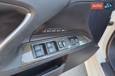 Кабріолет Lexus IS 2012 в Хмельницькому