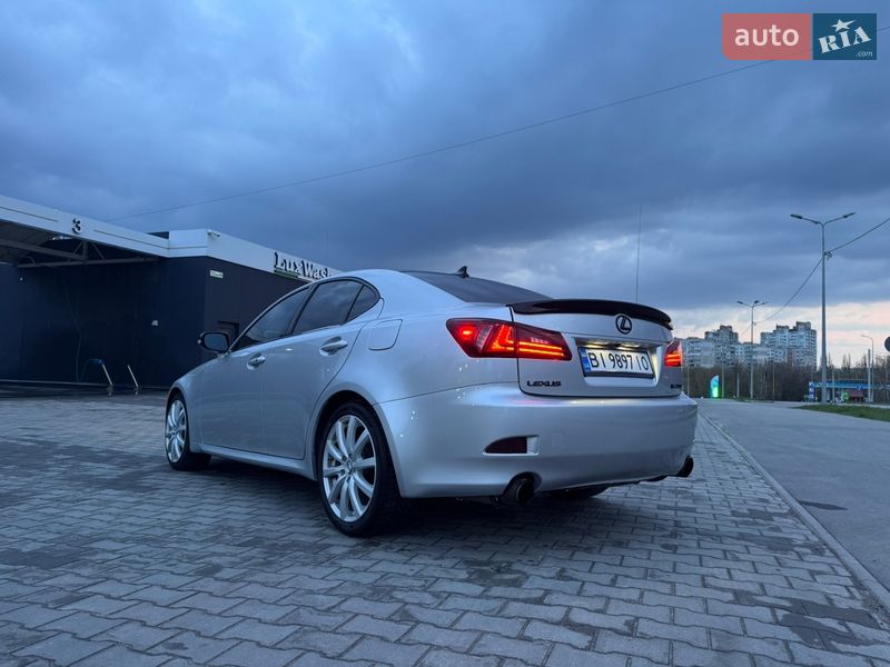 Седан Lexus IS 2010 в Полтаве