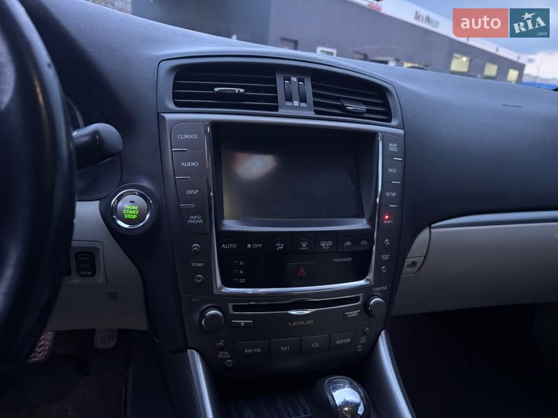 Седан Lexus IS 2010 в Полтаве