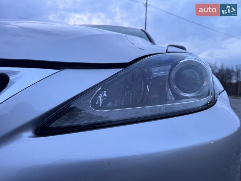 Седан Lexus IS 2010 в Полтаве