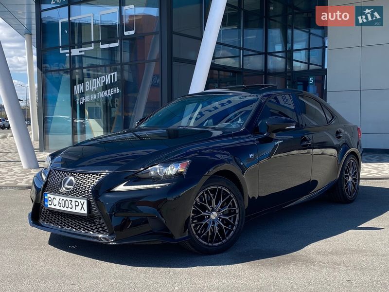 Седан Lexus IS 2016 в Києві