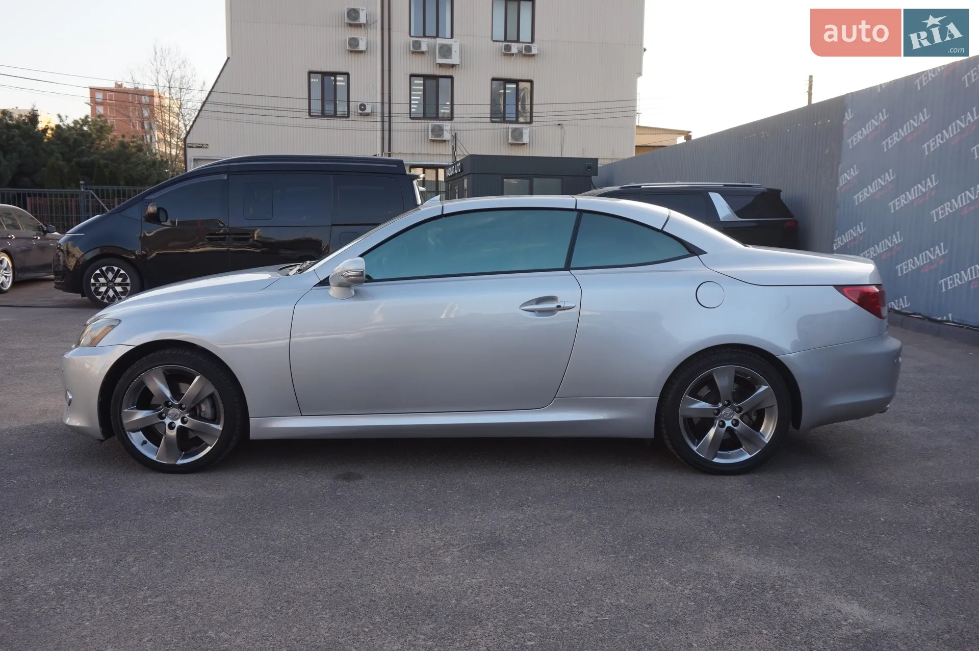 2010 Lexus IS - мініатюра 9