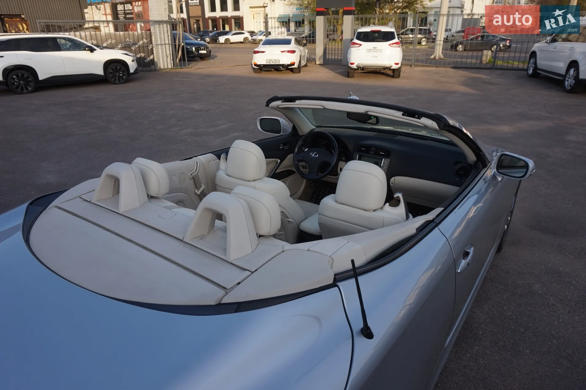 2010 Lexus IS - мініатюра 34
