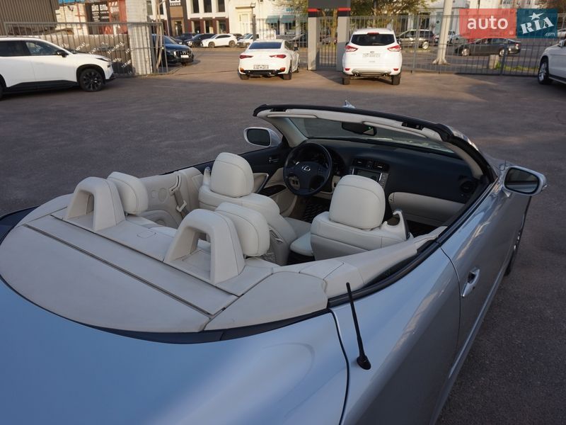 Кабріолет Lexus IS 2010 в Одесі