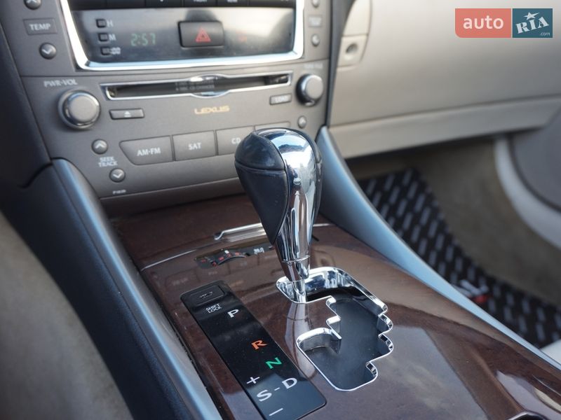 Кабріолет Lexus IS 2010 в Одесі