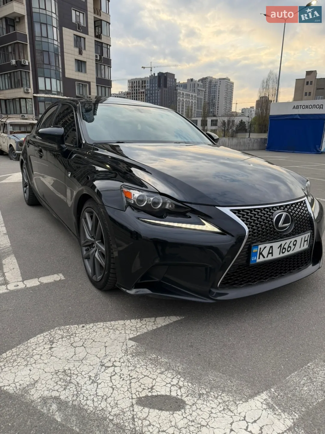 2016 Lexus IS - мініатюра 7