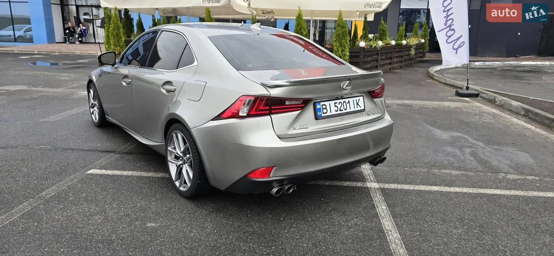 2016 Lexus IS - мініатюра 4