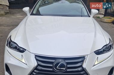 Седан Lexus IS 2018 в Києві