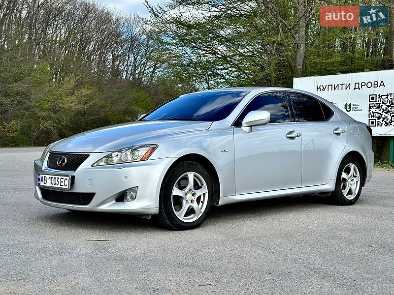 Седан Lexus IS 2006 в Виннице