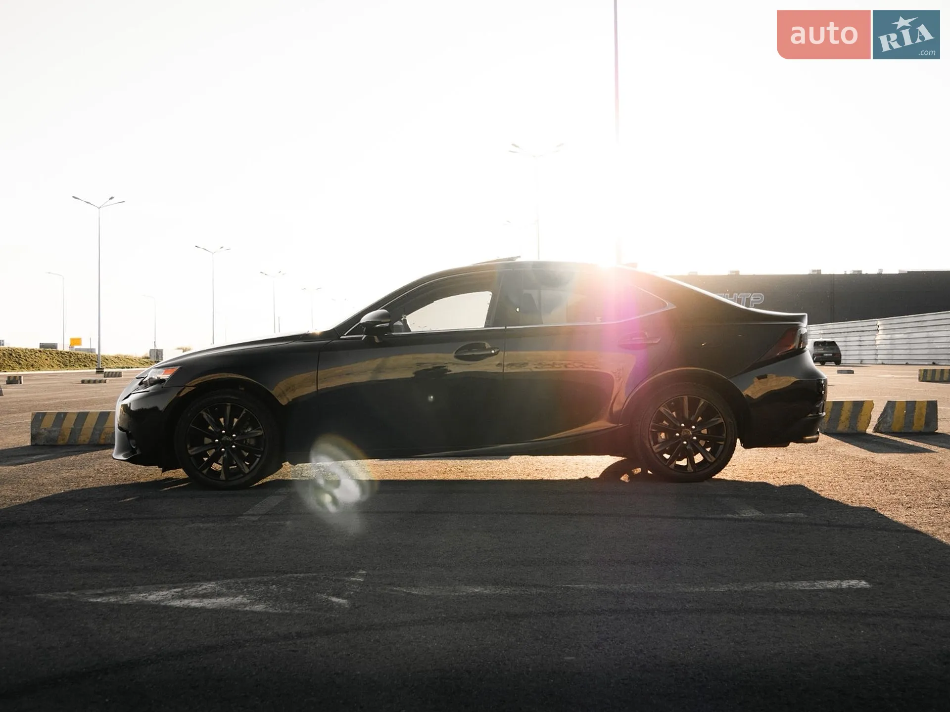 2014 Lexus IS - мініатюра 16