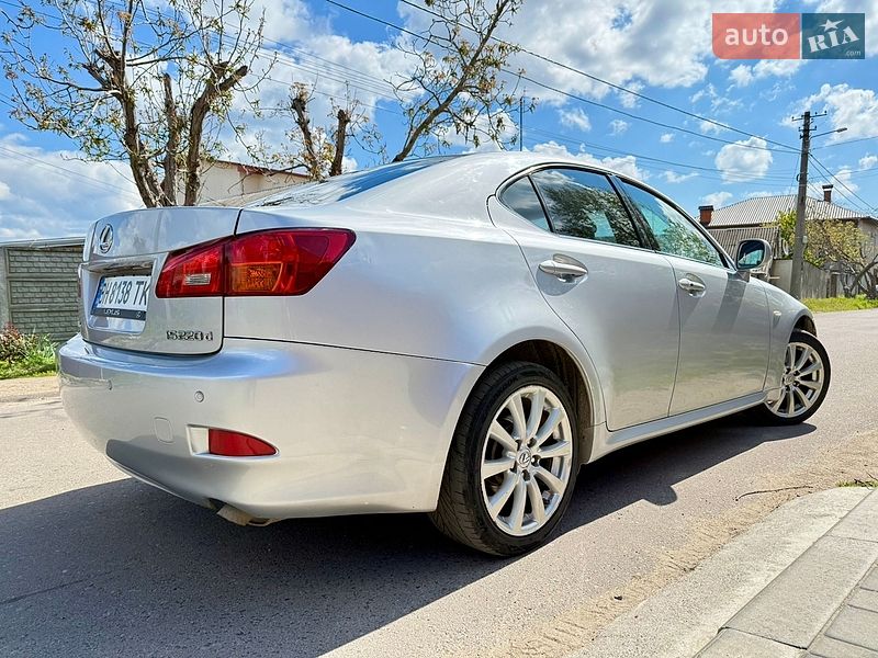 Lexus IS 2005
