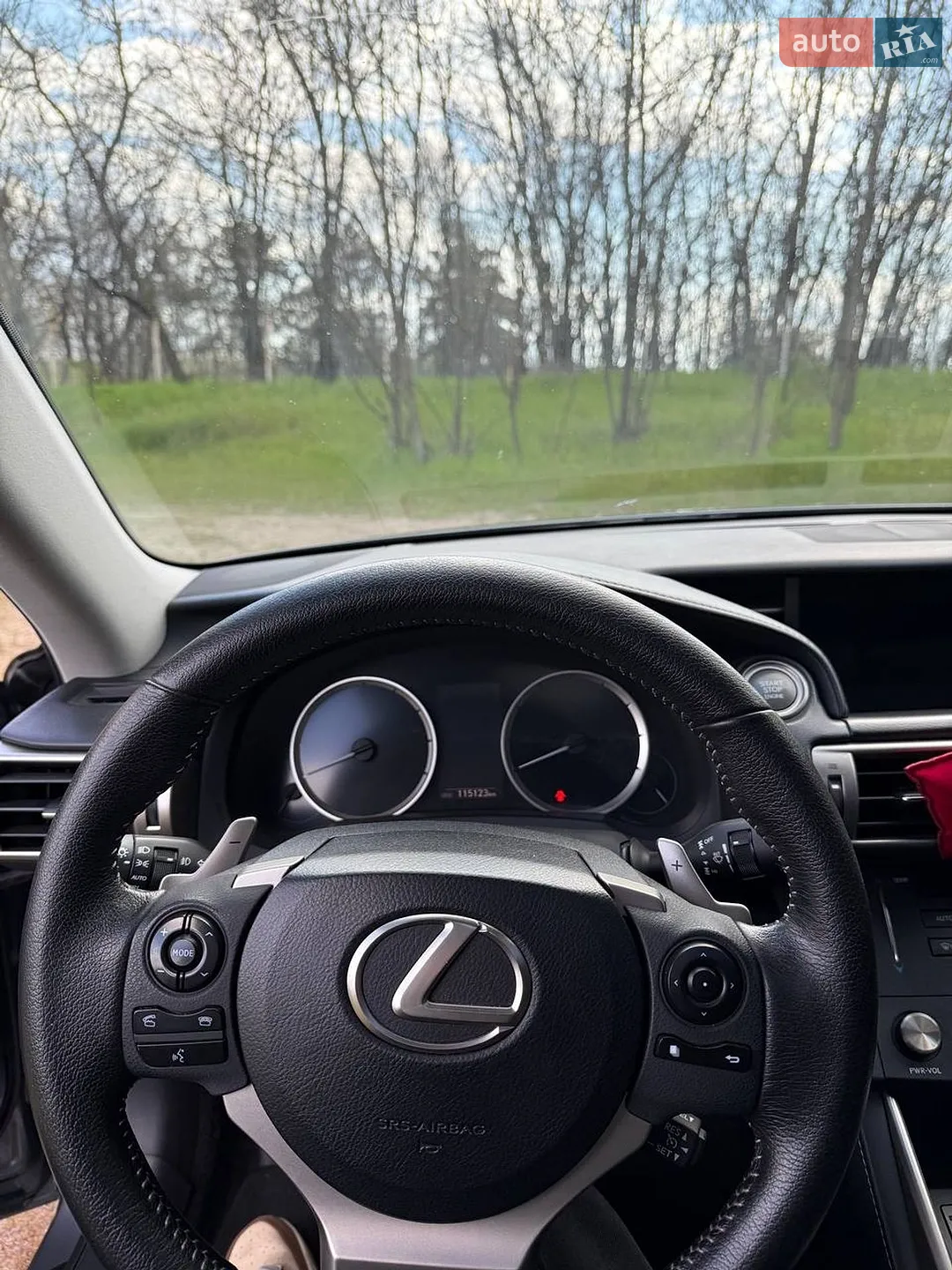 2015 Lexus IS - мініатюра 23